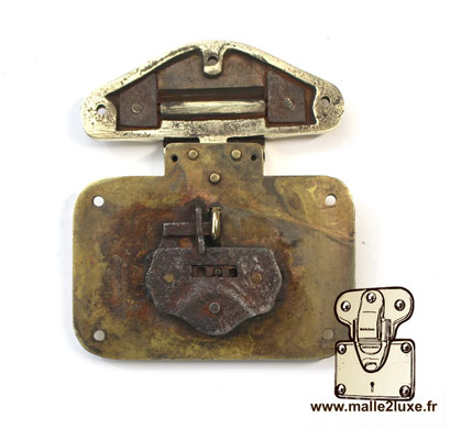 Serrure STC-M Moynat d'origine en laiton massif.