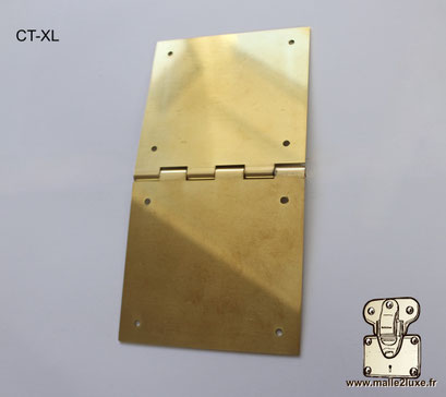 Charnière décorative CT-XL en laiton massif pour malle de luxe.