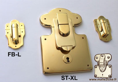 Quincaillerie en laiton massif à poser.