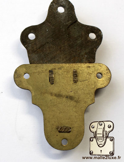 FDM-M trunk latch with brass-plated zamak upper section and solid brass base.
