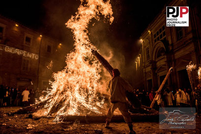 Photo Journalism Prize 2026. Recognizing Excellence In Photojournalism. Carnevale Storico di Offida ~ Vlurd. © Luca Cameli Photographer