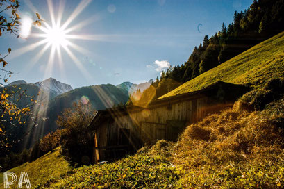 Es herbstelt in der Ferienregion Kronplatz - hier Weißenbach