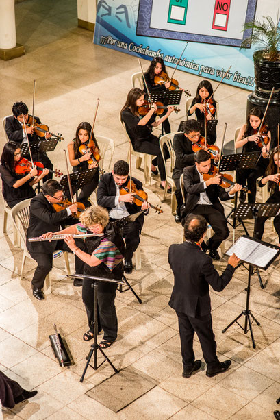 Concerto Aurore avec l'orchestre symphonique de Cochabamba (Bolivie)/With Cochabamba Symphonic Orchestra (2015) 