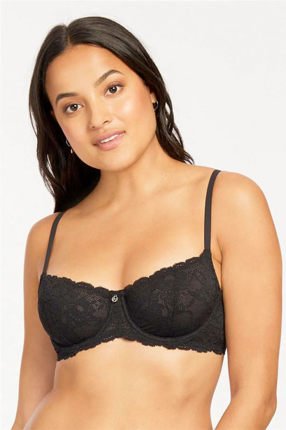 Lace Bra Flirt