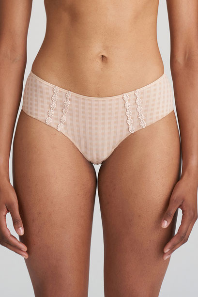Avero Hotpants