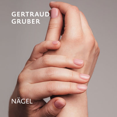 Schön bis in die Fingerspitzen.