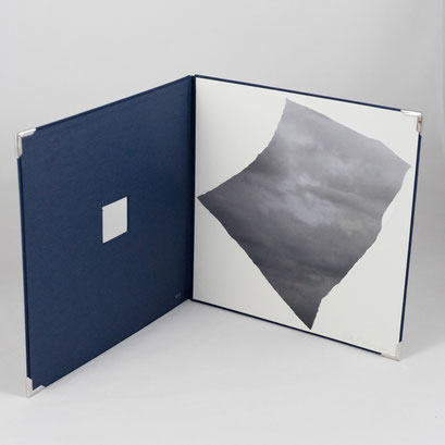 Kirsten Radermacher, coloring study #4, 2024, 262x254 mm, book object, hand-colored photo piece (unique)