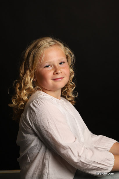 Meidenfeestje met make-up en fotoshoot in een fotostudio in Breda.