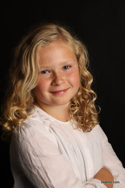 Meidenfeestje met make-up en fotoshoot in een fotostudio in Breda.