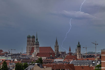 Donnerwetter über München