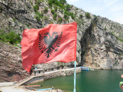 Albaniens Flagge