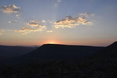 Zonsondergang, Camdeboo National Park, Zuid Afrika