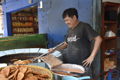 Kroepoekbakker, Bandung, Java, Indonesië (2019)
