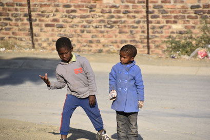 Breakdancing, Township tour in Umasizake (Graaff Reinet), Zuid Afrika (2018)