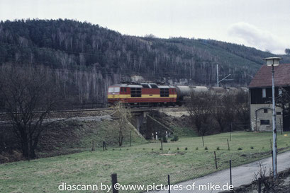 CD 372 ??? am 17.2.1995 bei Rathen mit Güterzug