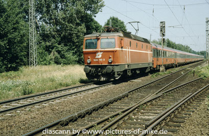1044 115 am 3.7.2002 in Übersee am Chiemsee