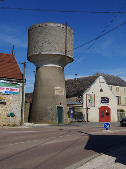 photo d'une fresque sur château d'eau