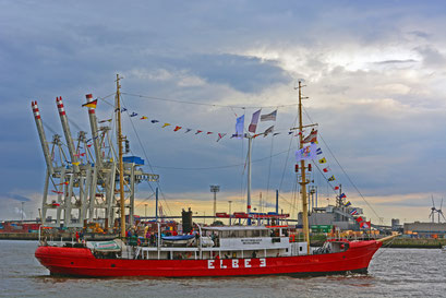 Feuerschiff ELBE 3 zur Parade Hamburger Traditionsschiffe am 23.08.2014 