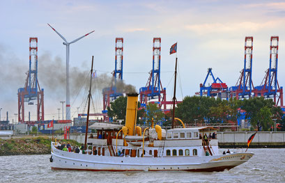 SCHAARHÖRN zur Parade Hamburger Traditionsschiffe am 23.08.2014 