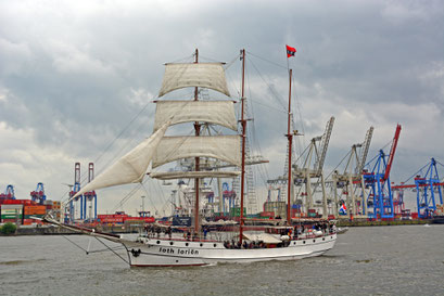 loth lorien zum 825.Hamburger Hafengeburtstag 2014