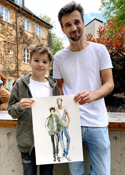 Vater mit Sohn und das gezeichnete Kunsterk