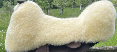 € 110,00 Lammfellbezug mit Horn-Loch, für Scout, Pathfinder 