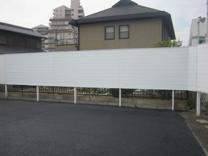境界フェンス拡張工事の工事写真