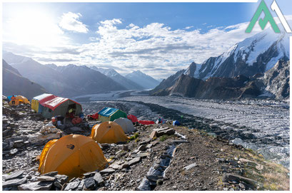Spantik 7.027m Expedition, Erklimme die majestätische Spitze des Karakorums mit AMICAL ALPIN
