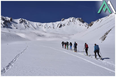 Skitouren in der Türkei auf den 3000er im Taurus Gebirge Mount Hassan, Guzeller, Demirkazik, Alanca mit AMICAL ALPIN