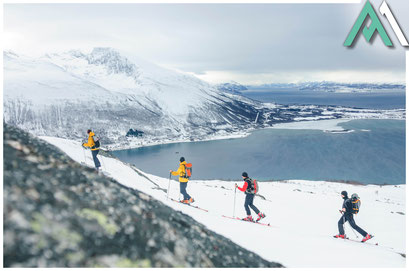 atemberaubende Skitouren im Pulverschnee in Lyngen, Norwegen mit AMICAL ALPIN