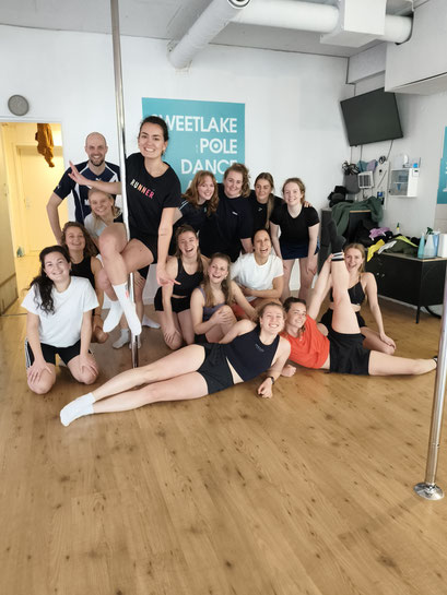 Paaldansworkshop voor sportvereniging
