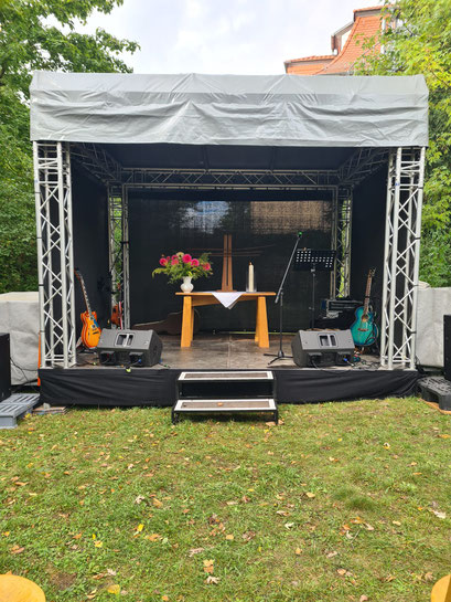 Der Altar...