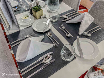 Unser Tisch im Hauptrestaurant der ALBERTINA