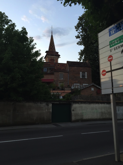 2015 | Fahrradtour «Burgund», Louhans: Kirche «Saint Pierre» mit einem Dach aus mehrfarbigen Ziegeln.