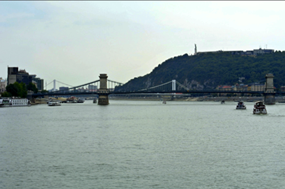 2013 | Fahrradtour Passau-Budapest-Passau, Budapest: «Kettenbrücke», «Gellertberg», «Freiheitsstatue».