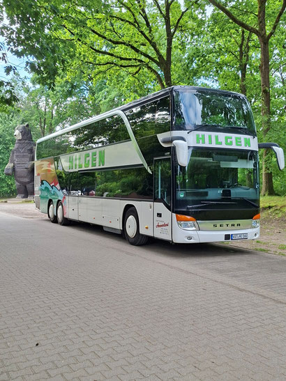 Reiseverkehr Busfahrt Bustour Linienverkehr Bus Transport Reise Urlaub Lkw Sand Mutterboden Füllsand Auskoffern Baggerarbeiten Baustelle Friedrichsfehn Oldenburg Ammerland