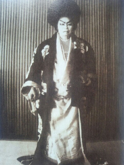 初代 中村吉三郎 中村鷹丸の歩