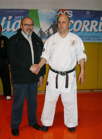 Shihan Francesco Cuzzocrea  e il Presidente U.N.I.C.E.F. Regionale Sig.  Pietro  Marino