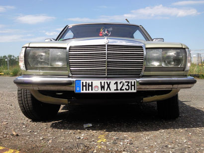 Mercedes Benz W123 ( C123 ) 230CE 1981