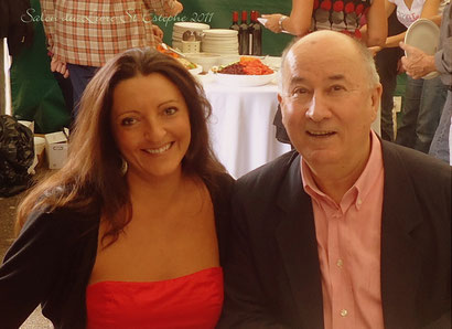 Oct. 2011 - Salon du Livre de St Estèphe avec mon ami Max (Obispo)
