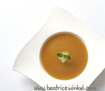 Beatrice Winkel - cold peach soup with lemon sorbet