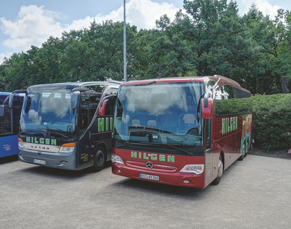 Reiseverkehr Busfahrt Bustour Linienverkehr Bus Transport Reise Urlaub Lkw Sand Mutterboden Füllsand Auskoffern Baggerarbeiten Baustelle Friedrichsfehn Oldenburg Ammerland