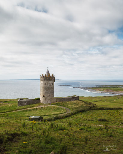 Wehrturm Doonagore Castle in Doolin in Irland