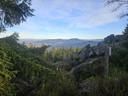 Seehügel-Platte. Blick zur Kösseine.