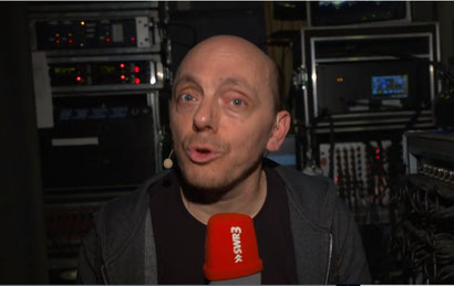 Bernd Hoecker freut sich über ein komödiantisches Volksfest.