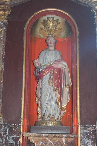 Statue de Saint Firmin Eglise d'Amiens. 