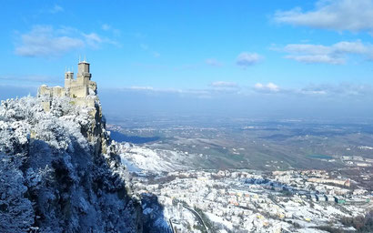 San Marino Views - Dante Harker