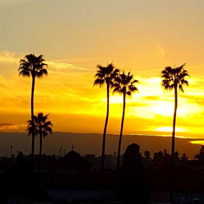 A Moroccan Sunset - Dante Harker