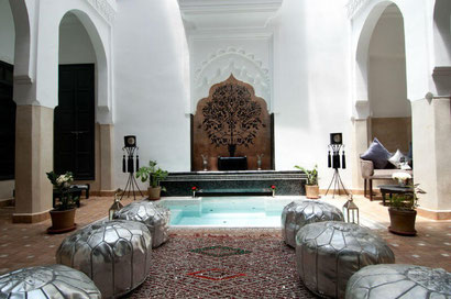 Riad Star's pretty central area