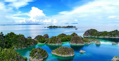 View over Piaynemo island after our day trip with Soul Scuba Divers